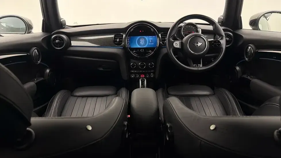 Used Mini Cooper Exclusive 136 HP (100 kW) 2023 Grey Hatchback
