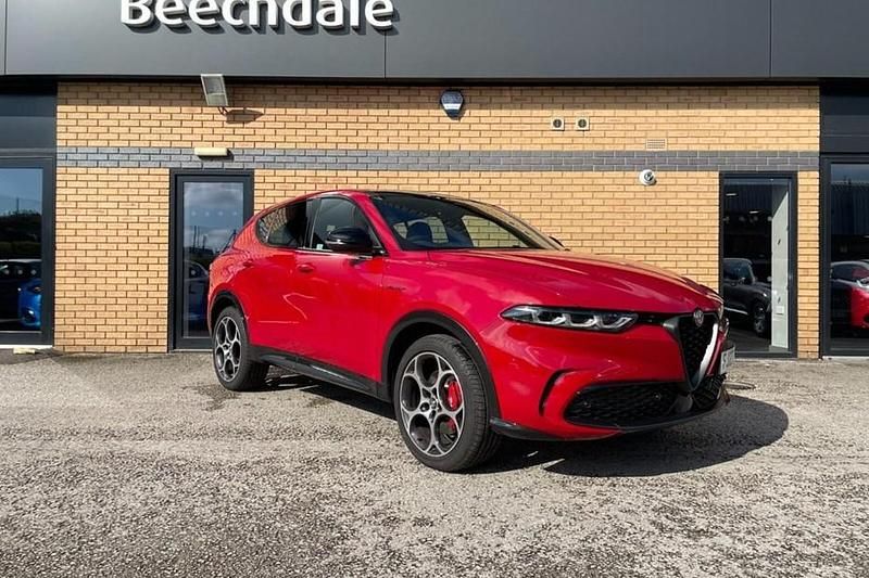 Red Used 2023 Alfa Romeo Tonale Veloce SUV | £27,890 (Fair price) - Image 1/1