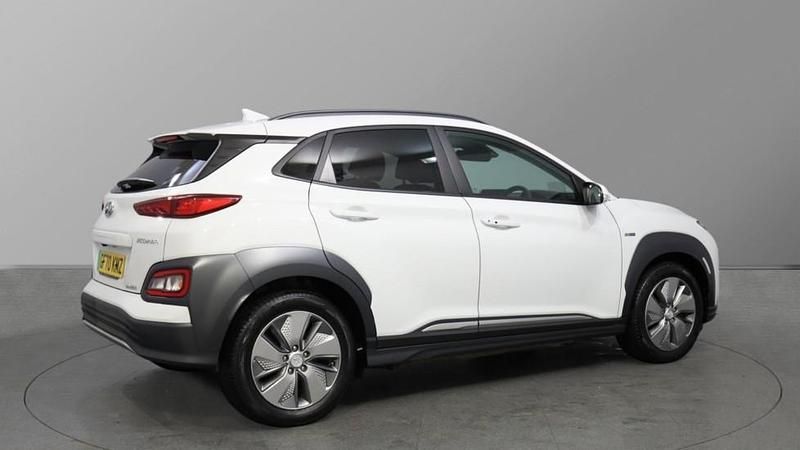 Used Hyundai Kona Premium SE 150 kW (204 HP) 2020 Chalk white SUV