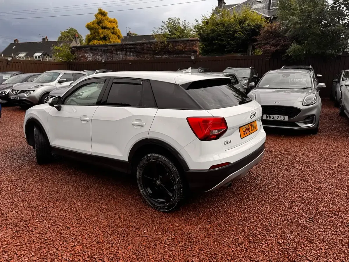Used Audi Q2 Sport 116 HP (85 kW) 2018 White SUV