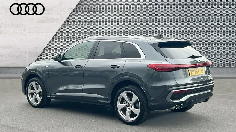 Used Audi Q5 S-Line 204 HP (150 kW) 2026 Grey SUV