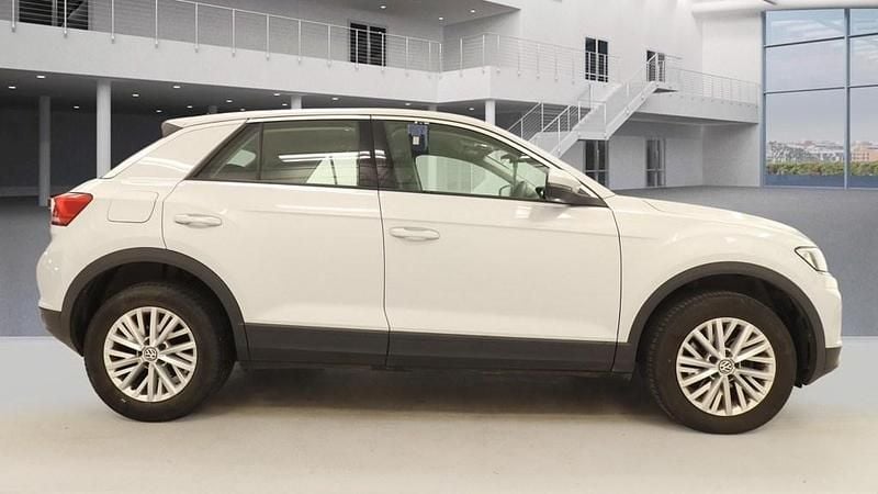Used VW T-Roc S 115 HP (84 kW) 2019 White silver SUV
