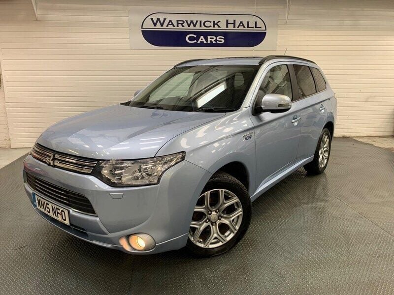 Blue Used 2015 Mitsubishi Outlander P-HEV Estate | £6,795 (Good price) - Image 1/4