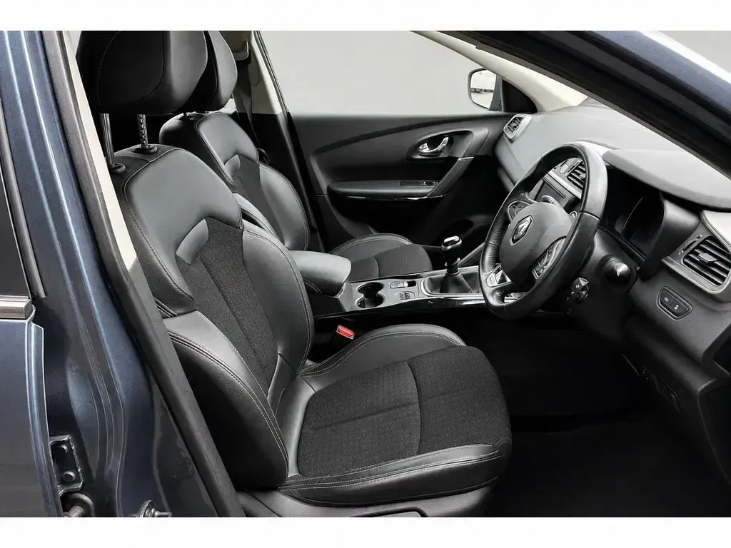 Used Renault Kadjar Dynamique 110 HP (80 kW) 2016 Grey SUV