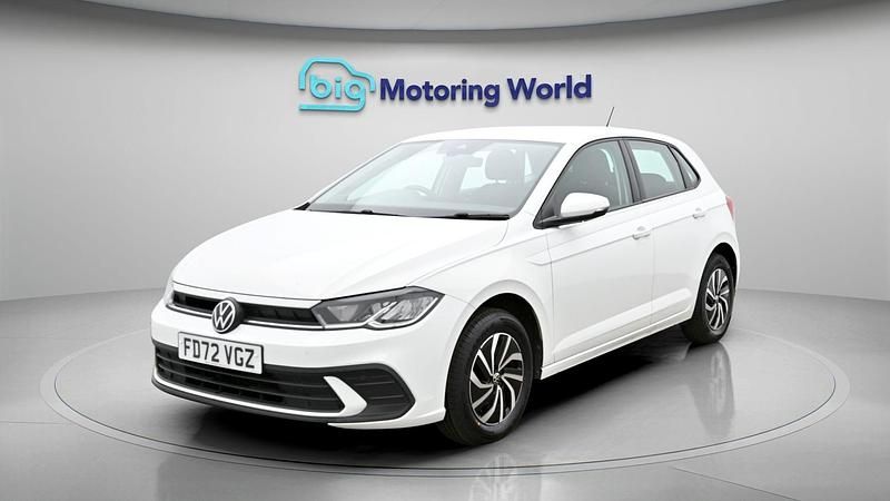 Usado VW Polo S 79 HP (58 kW) 2023 Branco Citadino