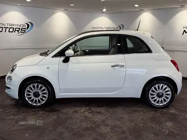 Used Fiat 500 Lounge 69 HP (50 kW) 2015 White Hatchback
