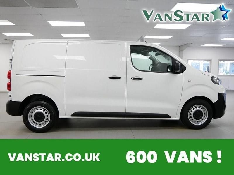 White Used 2021 Peugeot Expert Van | £13,489 (A bit pricey) - Image 1/4