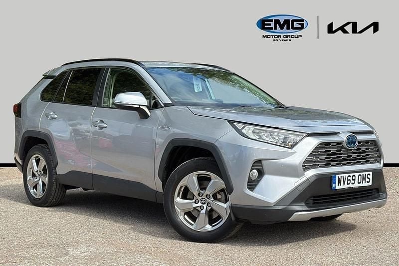 Silver Used 2019 Toyota RAV4 Design SUV | £21,999 (Fair price) - Image 1/3