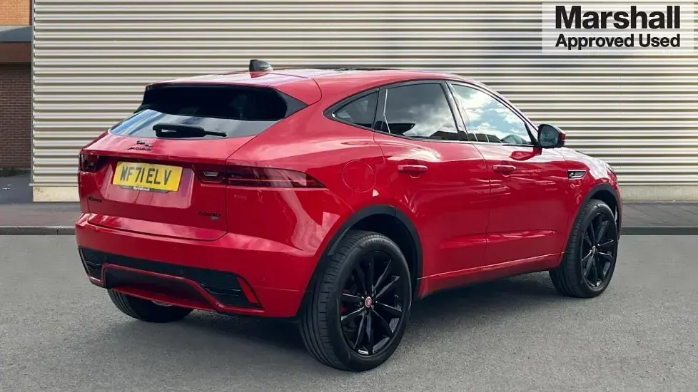 Używany Jaguar E-Pace R-Dynamic 204 KM (150 kW) 2021 Czerwony SUV