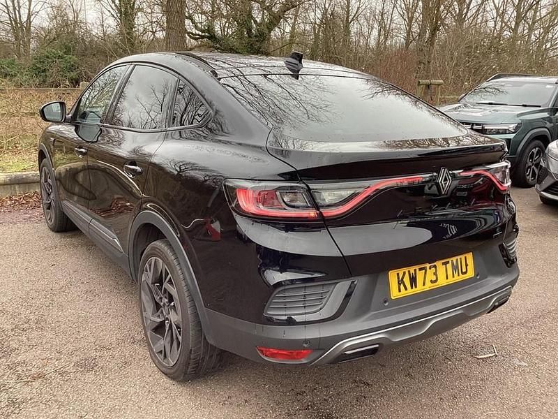 Used Renault Arkana Esprit Alpine 145 HP (106 kW) 2023 Metallic black  SUV