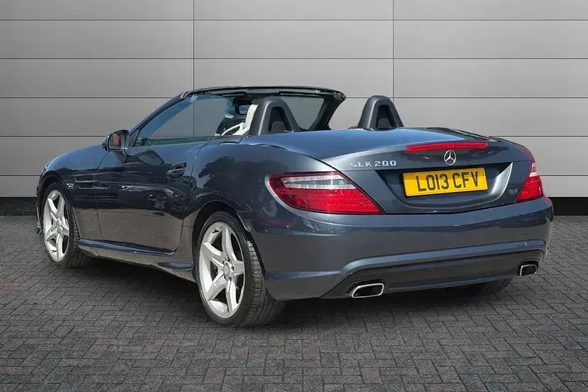 Used Mercedes SLK200 AMG 181 HP (133 kW) 2013 Tenorite grey Cabriolet