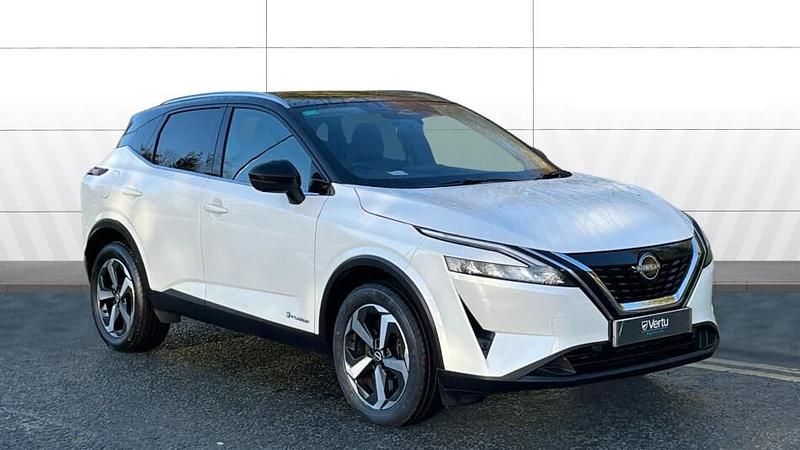 White Used 2022 Nissan Qashqai N-Connecta SUV | £19,701 (Good price) - Image 1/3
