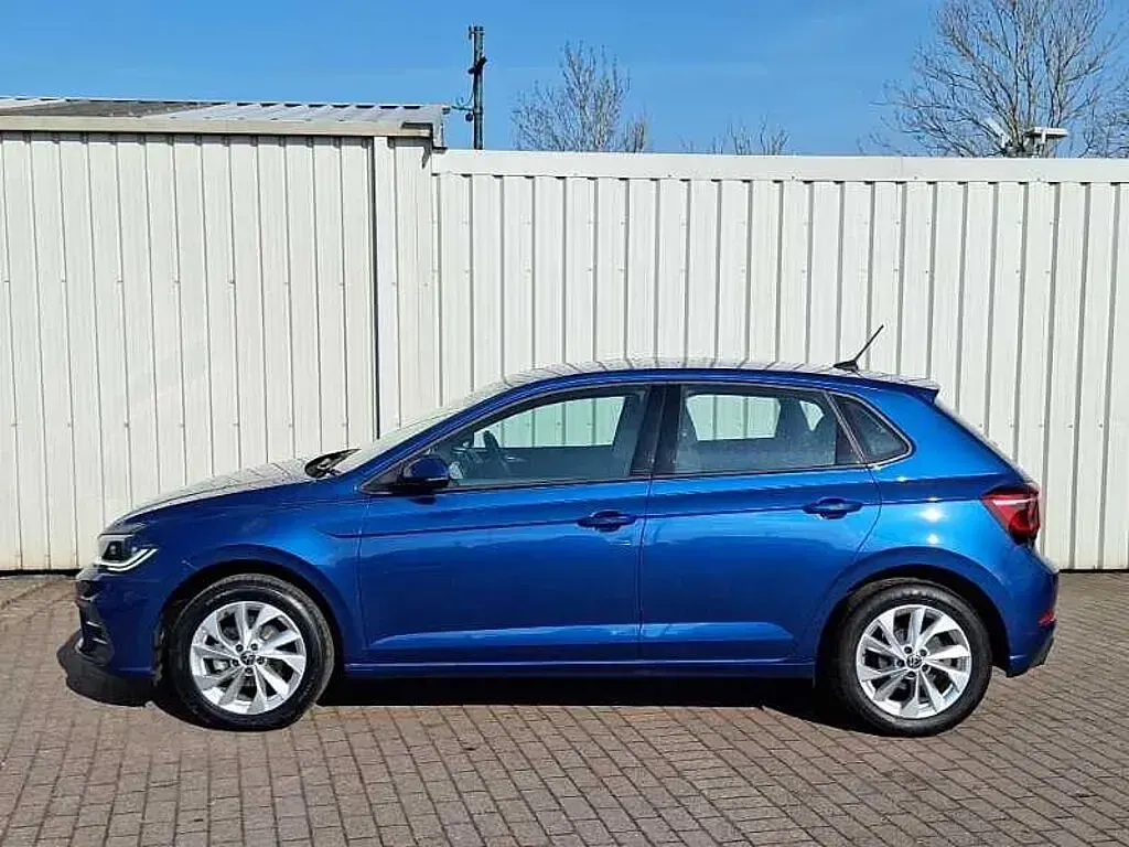 Used VW Polo Style 95 HP (69 kW) 2023 Blue Hatchback