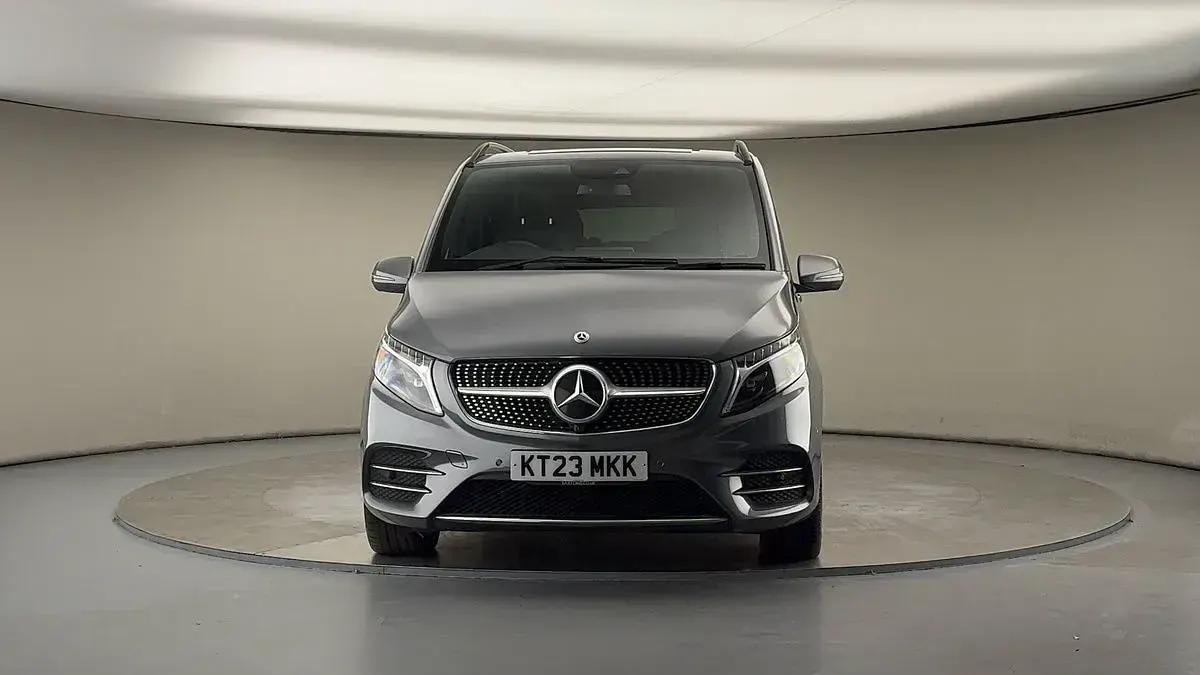 Used Mercedes V300 AMG line 237 HP (174 kW) 2023 Selenite grey MPV