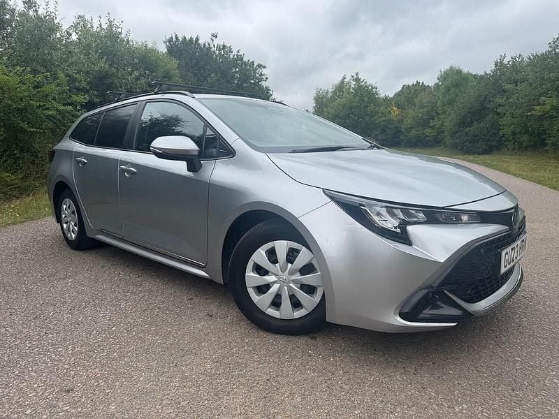 Silver Used 2023 Toyota Corolla Hatchback | £15,995 (Super price) - Image 1/4