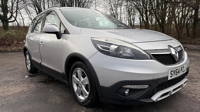 Used Renault Scénic III Dynamique 2014 Silver MPV