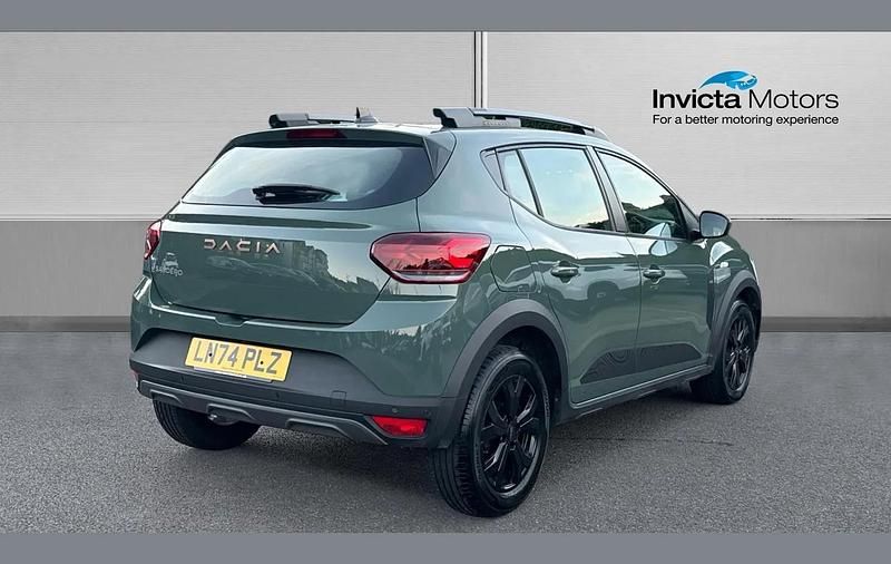 Used Dacia Sandero Extreme 90 HP (66 kW) 2025 Green SUV