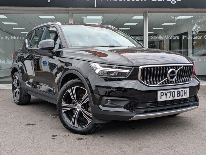 Black Used 2020 Volvo XC40 Inscription SUV | £23,999 (Fair price) - Image 1/4