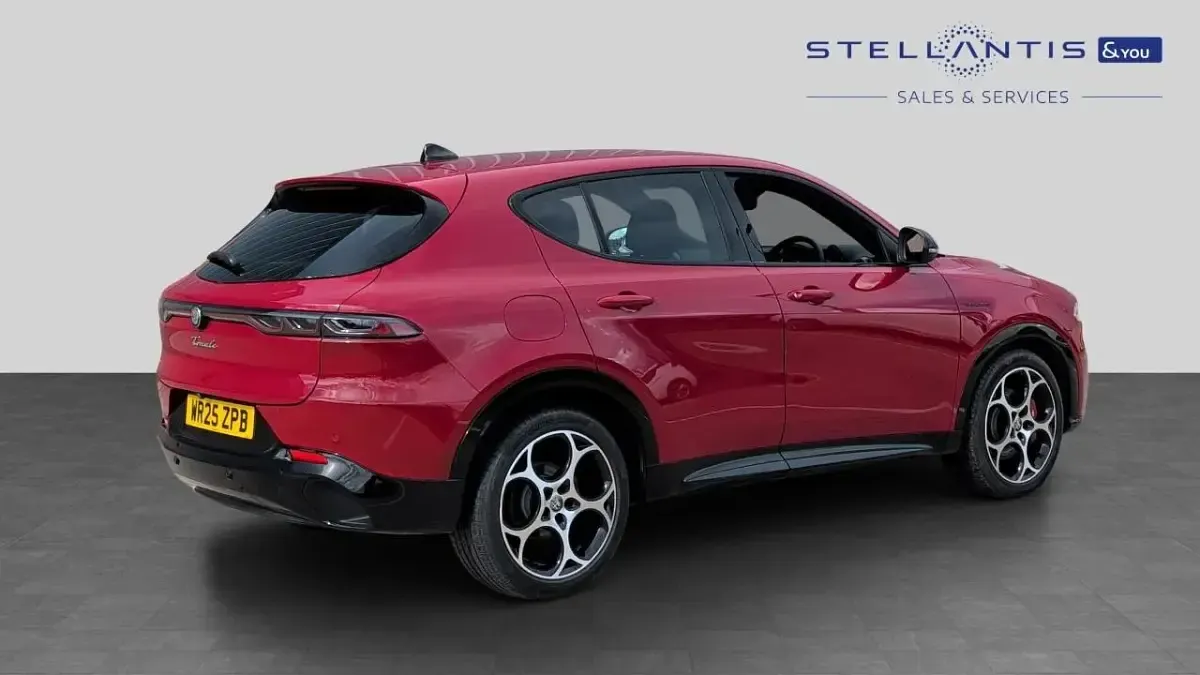 Used Alfa Romeo Tonale Veloce 158 HP (116 kW) 2025 Red SUV