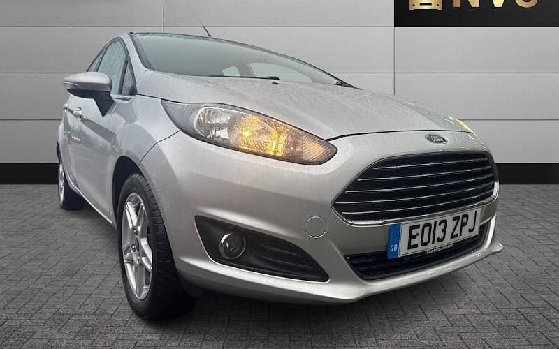 Used 2015 Ford Fiesta Zetec Hatchback | £4,495 (Super price) - Image 1/4