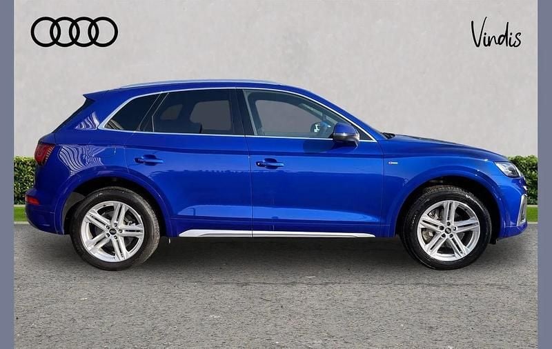 Used Audi Q5 S-Line 200 HP (147 kW) 2023 Blue SUV