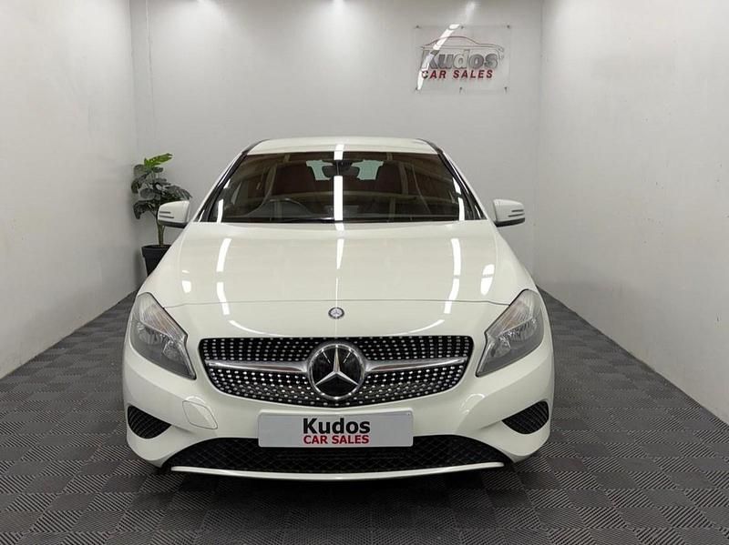 Used Mercedes A180 2014 White Hatchback