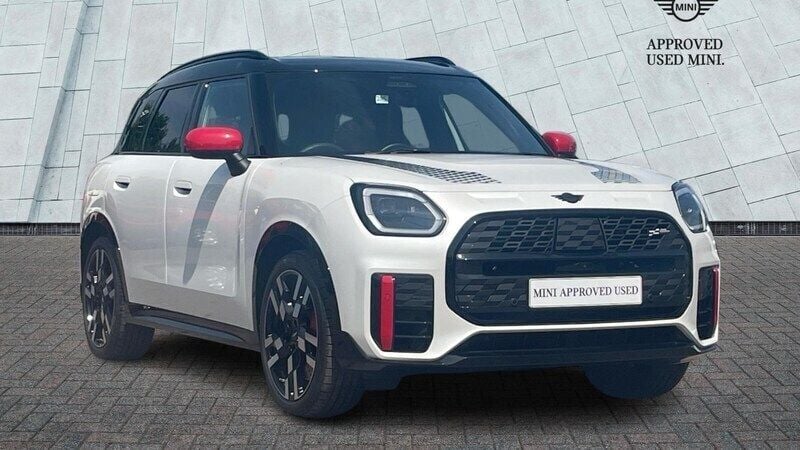 Nanuq white Used 2025 Mini John Cooper Works Countryman SUV | £38,475 (Good price) - Image 1/4