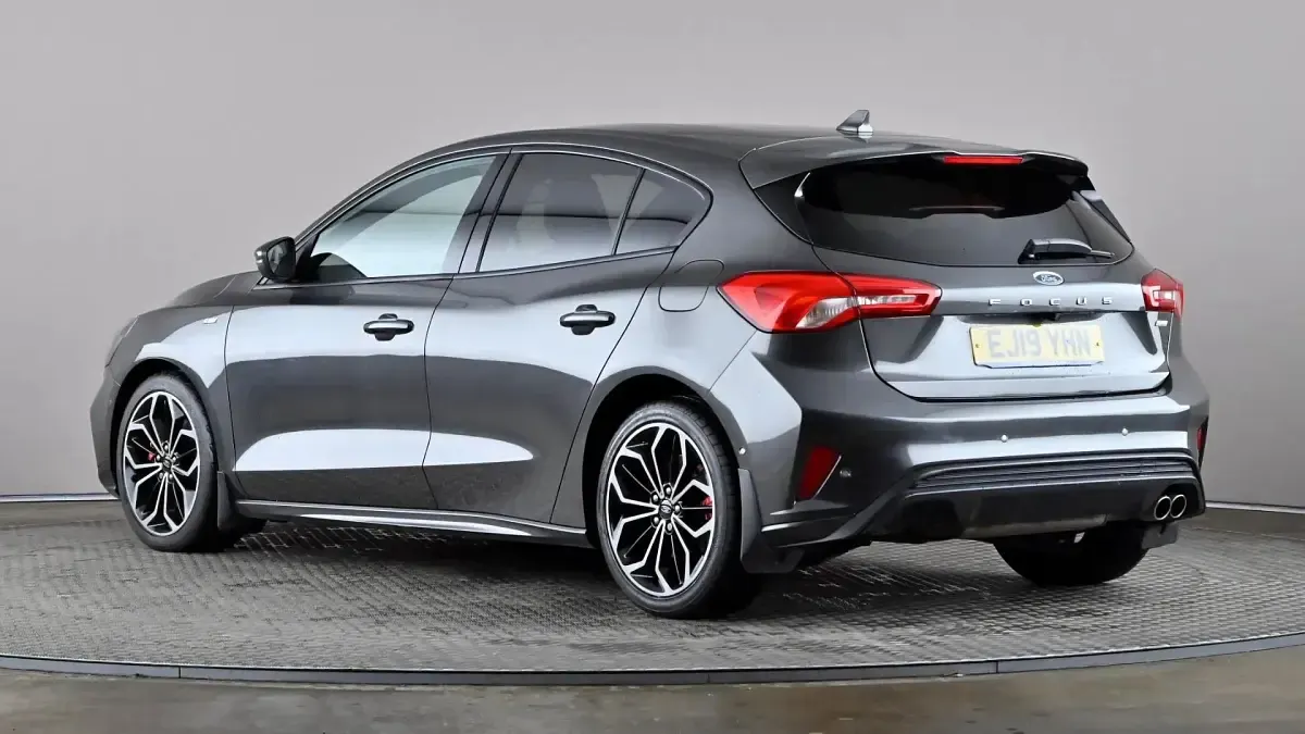 Used Ford Focus ST-Line X 150 HP (110 kW) 2019 Grey Hatchback