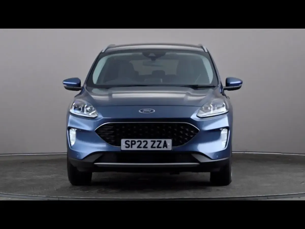 Used Ford Kuga Zetec 120 HP (88 kW) 2021 Blue SUV