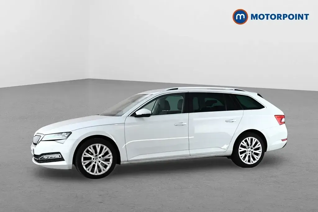 Used Skoda Superb SE L 150 HP (110 kW) 2023 White Estate