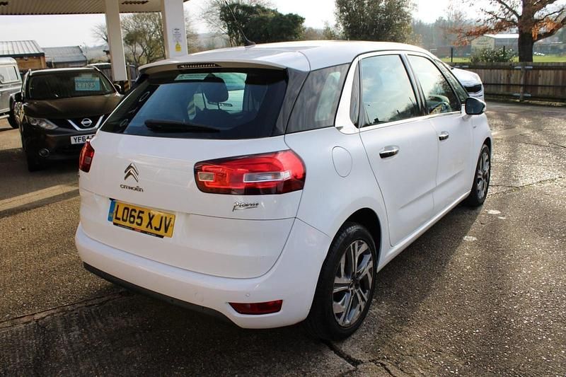 Used Citroën C4 Picasso Exclusive 115 HP (84 kW) 2015 White MPV