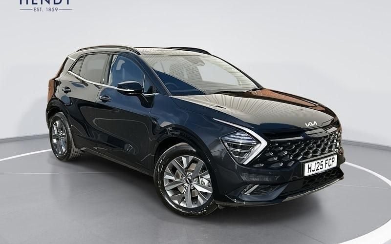 Used 2025 Kia Sportage 2 SUV | £32,299 (A bit pricey) - Image 1/4
