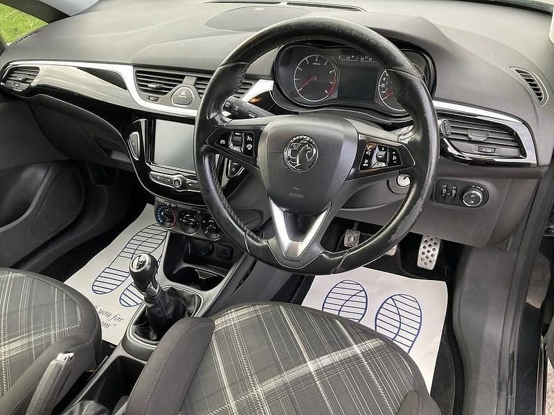 Used Vauxhall Corsa Edition 75 HP (55 kW) 2016 Black Hatchback