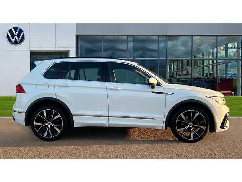 Used VW Tiguan R-line 150 HP (110 kW) 2022 White SUV
