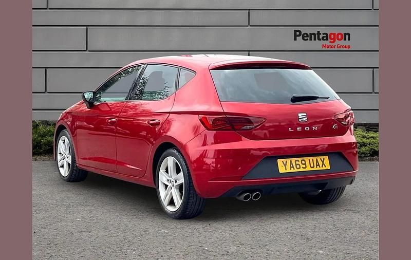 Second-hand Seat Leon FR 128 CP (94 kW) 2020 Roșu Hatchback