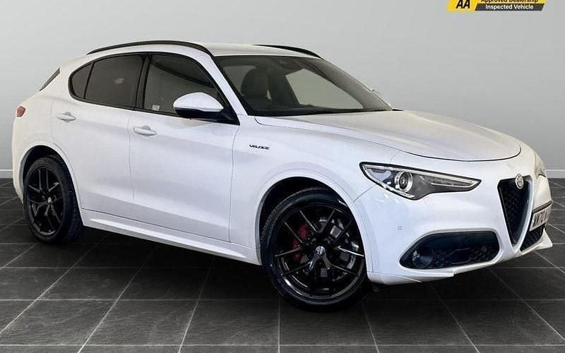 Used 2021 Alfa Romeo Stelvio Veloce SUV | £23,995 (Fair price) - Image 1/2