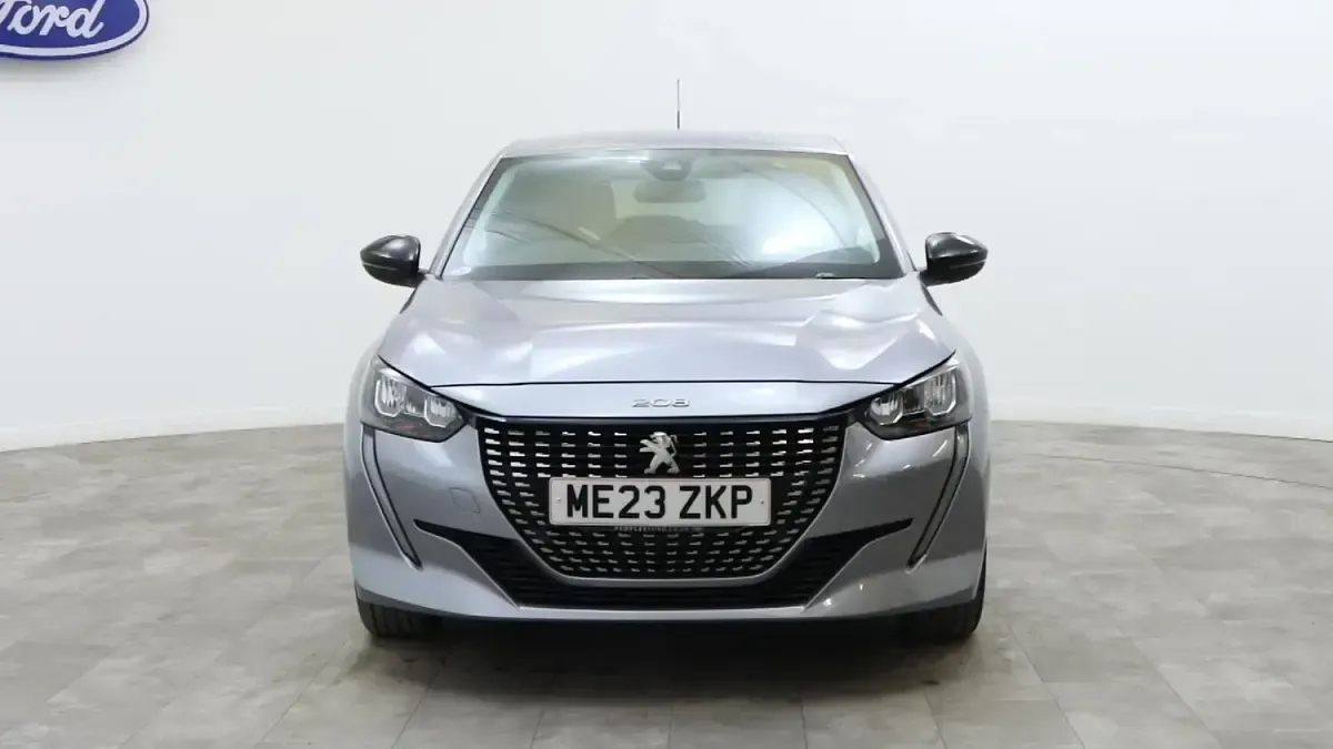 Used Peugeot 208 Allure+ 100 HP (73 kW) 2023 Grey Hatchback