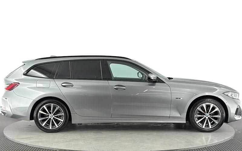 Used BMW 330e Sport Line 292 HP (214 kW) 2024 Estate