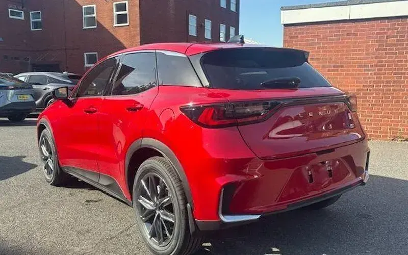 New Lexus LBX 136 HP (100 kW) 2026 SUV