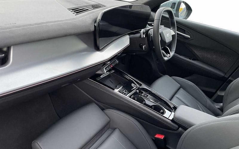 Used Audi Q3 S-Line 150 HP (110 kW) 2025 Grey SUV