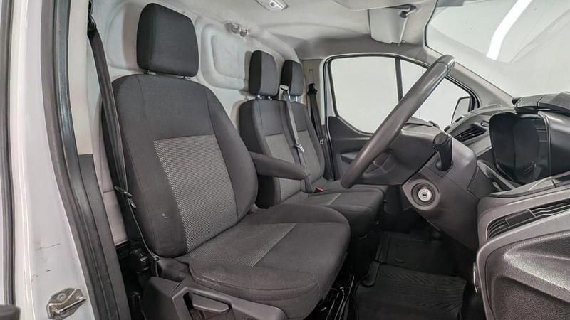 Usado Ford Transit Custom 130 HP (95 kW) 2017 Branco Van