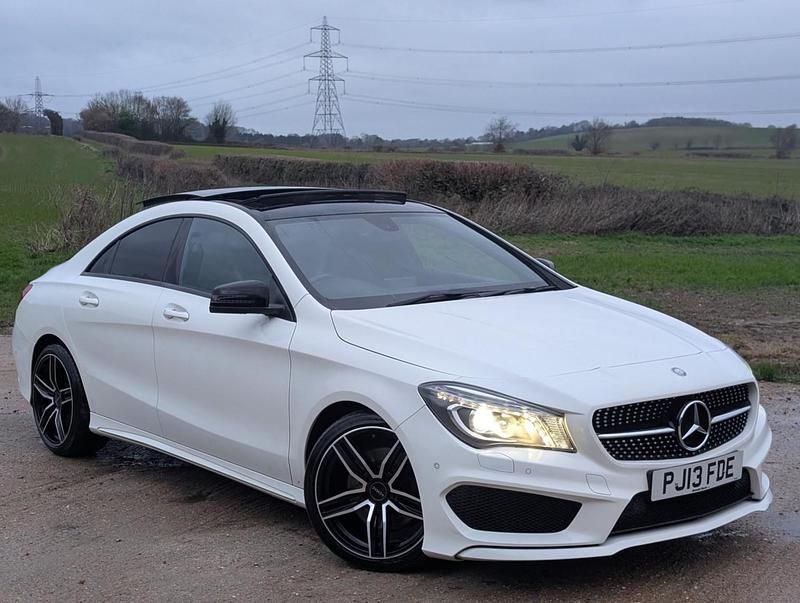 Used Mercedes CLA220 AMG 170 HP (125 kW) 2013 White Sedan