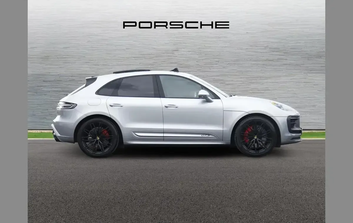 Used Porsche Macan 434 HP (319 kW) 2023 Silver SUV
