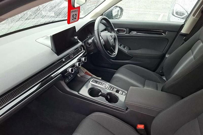 Used Honda Civic Elegance 143 HP (105 kW) 2024 Black Hatchback