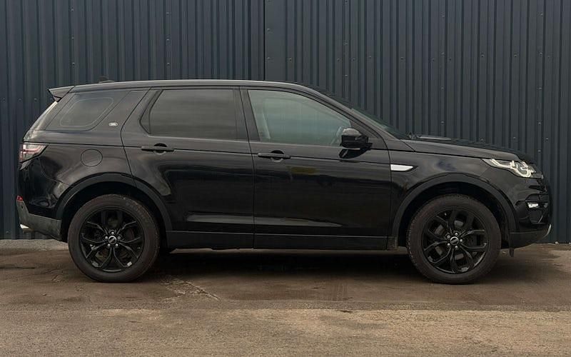 Used Land Rover Discovery Sport HSE 190 HP (139 kW) 2015 Black SUV