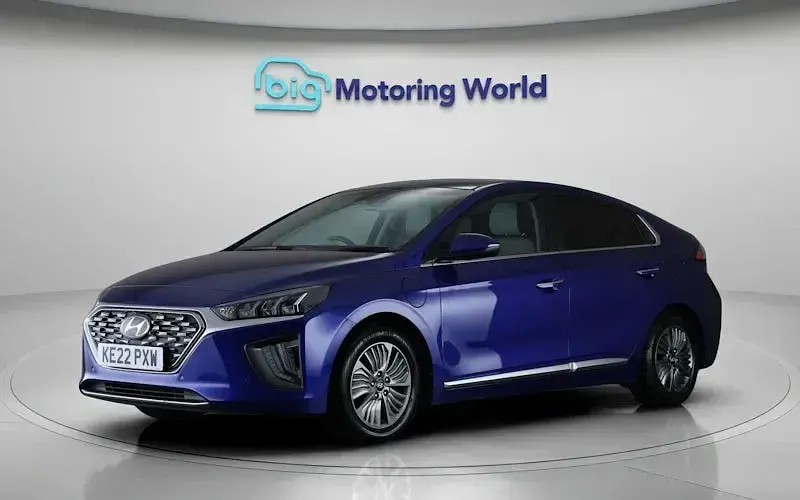 Used Hyundai Ioniq Premium SE 141 HP (103 kW) 2022 Blue Hatchback
