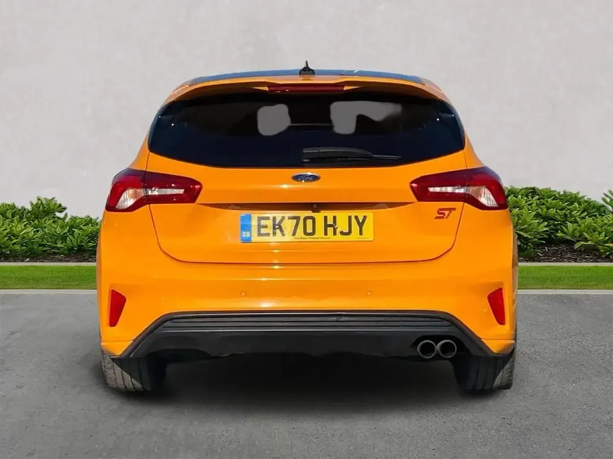Used Ford Focus ST 190 HP (139 kW) 2020 Orange Hatchback