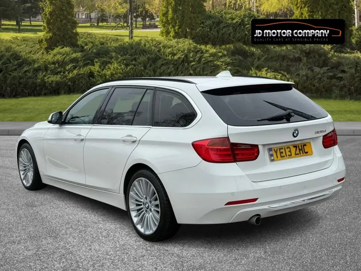 Second-hand BMW 320 Luxury Line 2013 Alb Break
