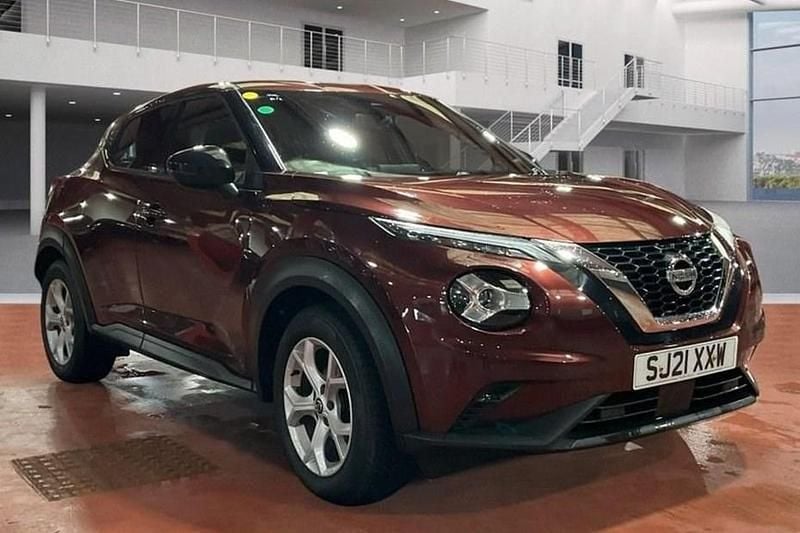 Used Nissan Juke N-Connecta 114 HP (83 kW) 2021 Red SUV