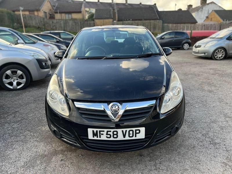 Second-hand Vauxhall Corsa 2008 Negru Hatchback
